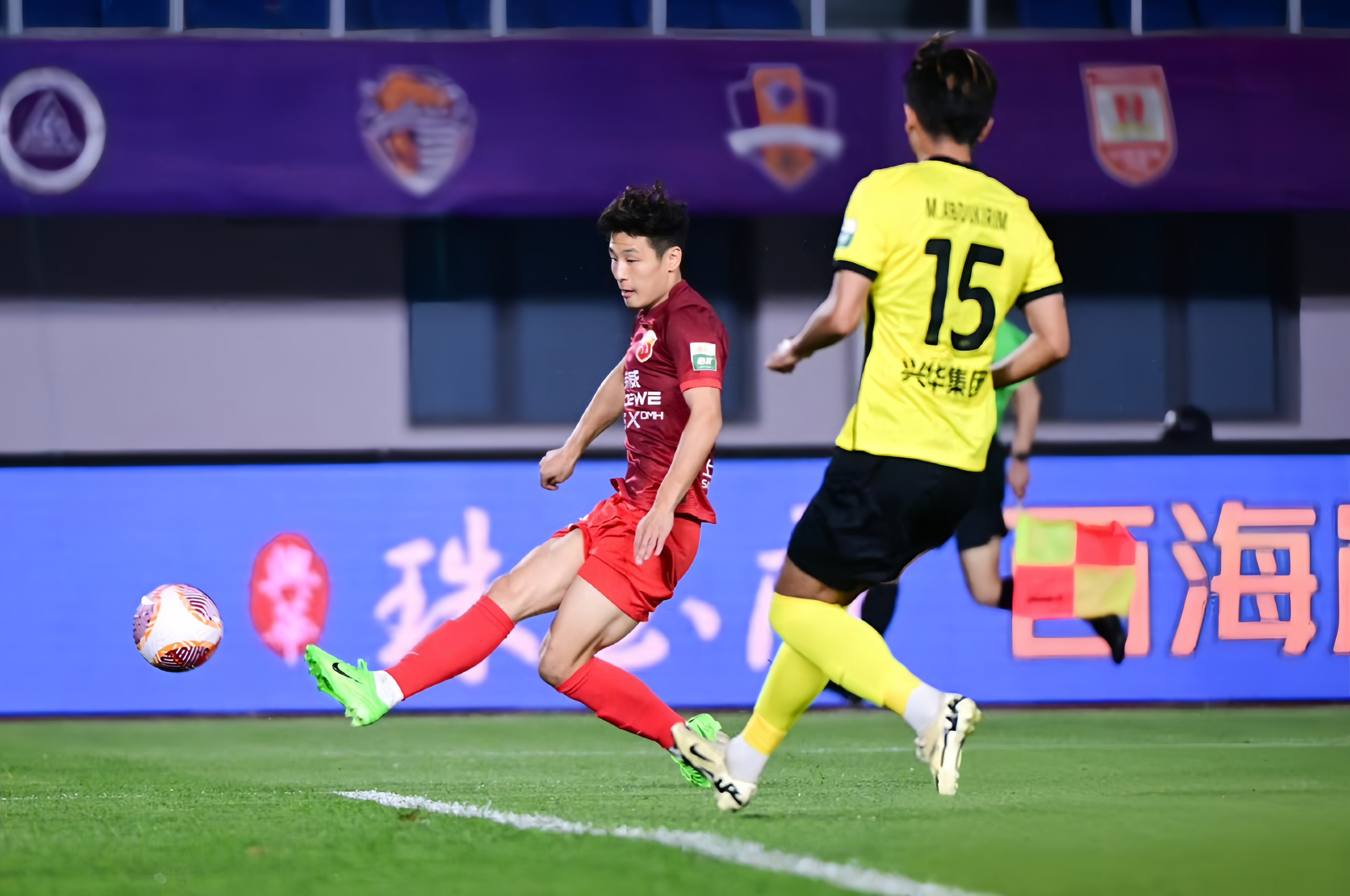 开云体育中国-阿森纳逆转中国，阿圭罗点燃赛场