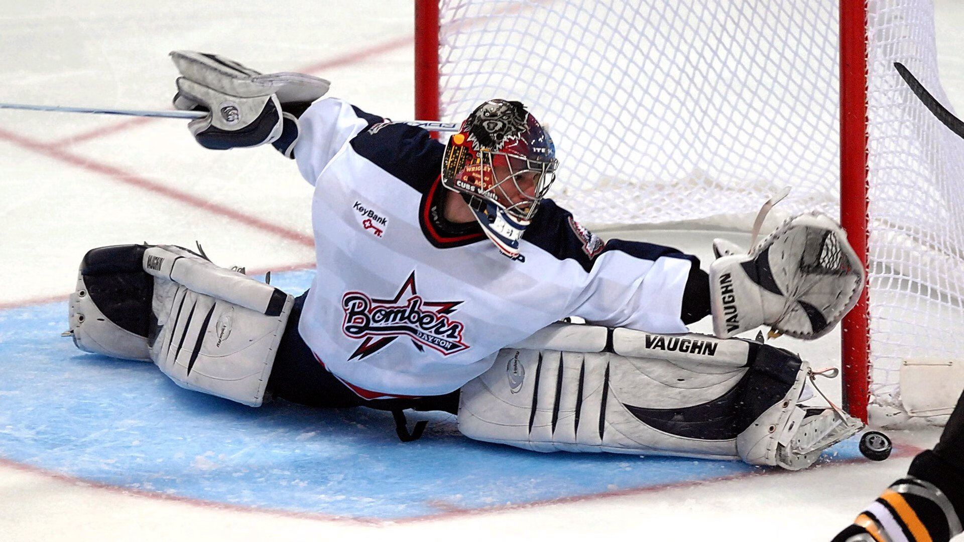 爱德华兹硬仗之王！浙江队险胜魔术，中国篮球的破壁之战