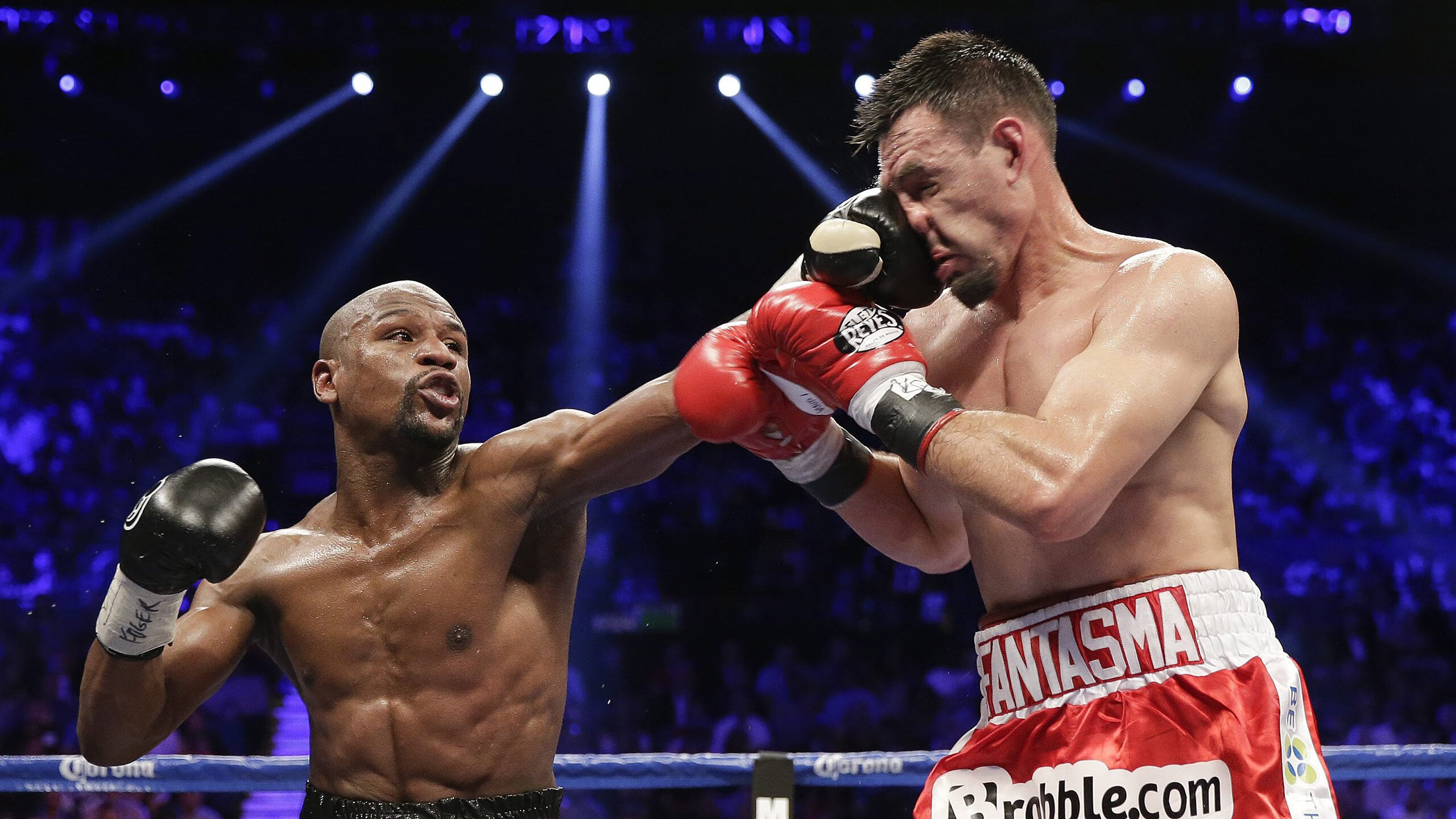 深圳队强势拿下独行侠，锡安成为胜负手，当东方铁壁撞碎德州狂想